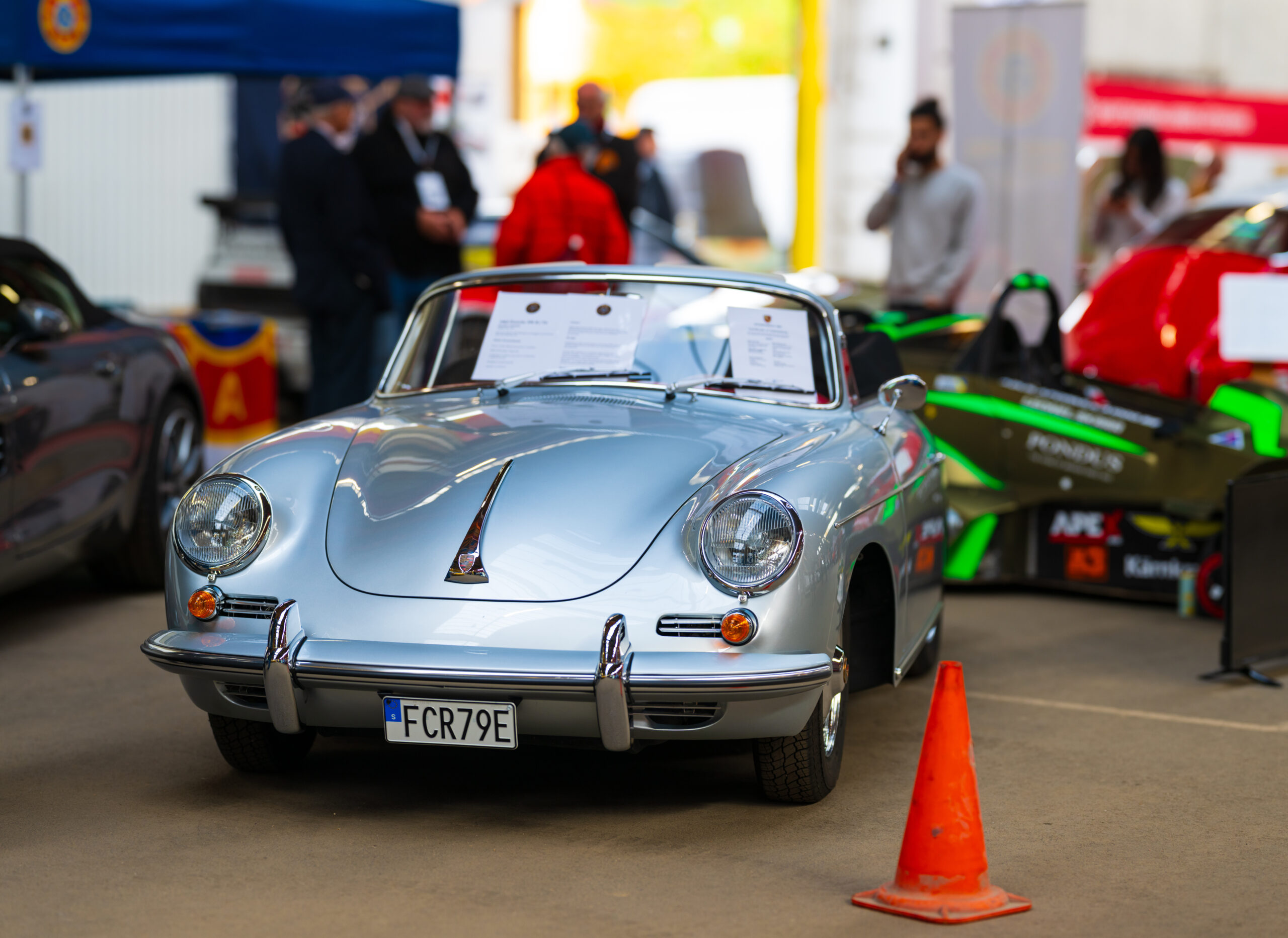 Exposition d'une cabriolet